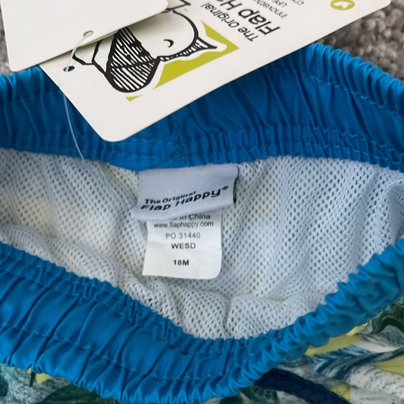 NWT The Original Flap Happy Infant Toddler Boys Swim Trunks - Size 18M - Picture 4 of 5
